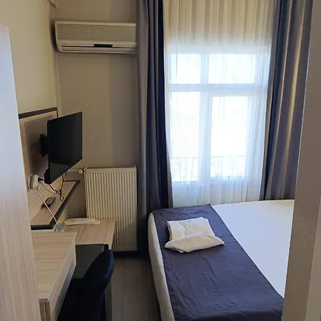Cicek Hotel 3*