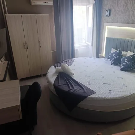 Cicek Hotel